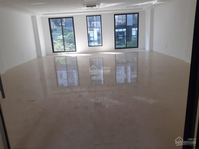 Chính Chủ Cần Cho Thuê Gấp Vp Nguyễn Khang Dt 80m2, Giá Chỉ Có 9tr Full Dịch Vụ, Miễn Phí 1 Tháng Tiền Thuê 2