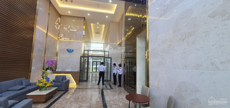 Chính Chủ Cho Thuê Nhanh Căn Hộ Diamond Riverside, Mặt Tiền Võ Văn Kiệt Cách Q 1 Chỉ 15p, Mới 100%, 2pn, Sàn Gỗ 4