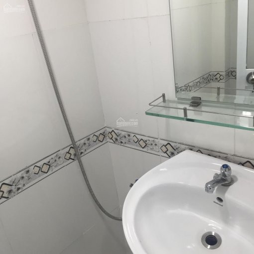 Cho Thuê Nhà Nguyên Căn Nguyễn Chí Thanh Q10, 50m2, 6 Triệu 5