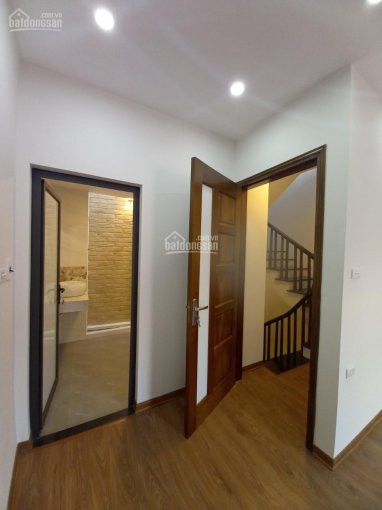 Nhà đẹp, Gián Rẻ, Sđcc 38m2 Nguyễn Văn Cừ, Long Biên, Hn 3