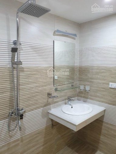 Nhà đẹp Thạch Bàn, Cổ Linh Gần Cầu Vĩnh Tuy, Gara 45m2,5t, Mt48m, Gía 3,45 Tỷ, E Tấn: 0357629628 6