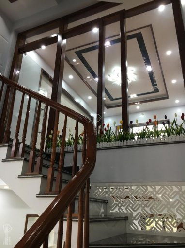 Căn Tuyến 2 Lê Hồng Phong, 60m2 1