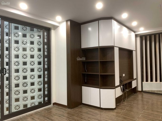 Chính Chủ Bán Nhanh Gấp Nhà Mới Xây 6 Tầng Khu Vực Tư đình - Cổ Linh 3