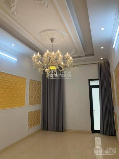 Chính Chủ Bán Nhanh Nhà Mặt Phố Hàng Gà - Hoàn Kiếm, 100m2 Mặt Tiền 4m Giá 585 Tỷ 0914657857 5