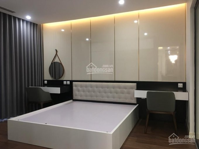 Chính Chủ Cho Thuê Nhanh Chung Cư Royal City Diện Tích 120m2, 3pn, Nội Thất đẹp Giá 18 Triệu/th Lh: 0916 24 26 28 7