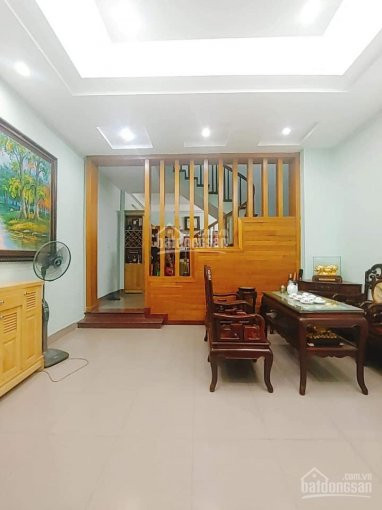 Lô Góc, Gara 7 Chỗ, Kinh Doanh, Nguyễn Khang, 40m2x5tầng, Chỉ 668 Tỷ 1