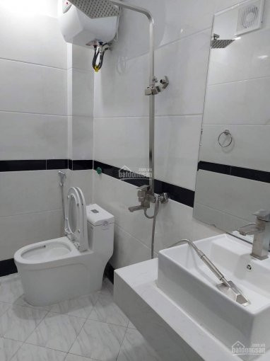 Nhà đẹp đón Tết, 42m2, 5 Tầng, Lĩnh Nam - Hoàng Mai, 2,9 Tỷ 6