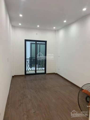 Nhà Phố Cầu Giấy - ô Tô Gần Nhà 32m2, 5 Tầng -  Giá 3,25 Tỷ 5