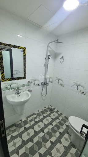 Nhà Rẻ đẹp đón Tết Cổ Nhuế 35m2, 5t, Giá 3 Tỷ 5