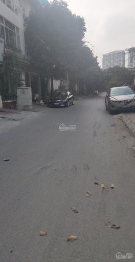 Phân Lô Làng Việt Kiều Châu âu, Nguyễn Văn Lộc 77m2x4t 10 Tỷ, View Hồ, 3 Oto Tránh 1