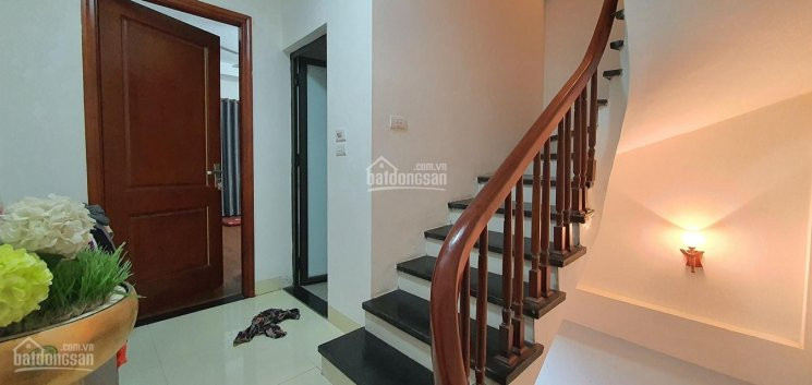 Sổ đỏ Chủ Cần Bán Nhà 38m2, 5 Tầnggiá 3 Tỷ, Ngõ Trước Nhà 3m, Quang Trung- Hà đông 7