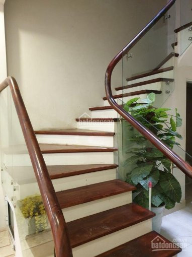 Tôi Cần Bán Nhà Phân Lô, Ngõ 40 Xuân La - 69m2 X 4t, Mặt Tiền 53m, ô Tô Tránh, Vỉa Hè Rộng 3