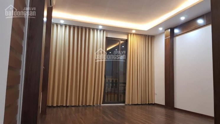 Bán Nhà 5 Tầng 46m2 Phố Hoàng Quốc Việt - Quận Cầu Giấy 2