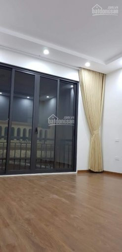 Bán Nhà Hoàng Quốc Việt,45-100m2, Giá 89- 165 Tỷ, Phân Lô,ô Tô đỗ 8