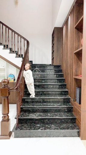 Chính Chủ Bán Nhanh Gấp Nhà Nguyễn Văn Cừ Lô Góc 2 Mặt Tiền, Dt 90m, Mt Trước 14m đường 8m Hướng đtt Giá Nhỉnh 11tỉ 1