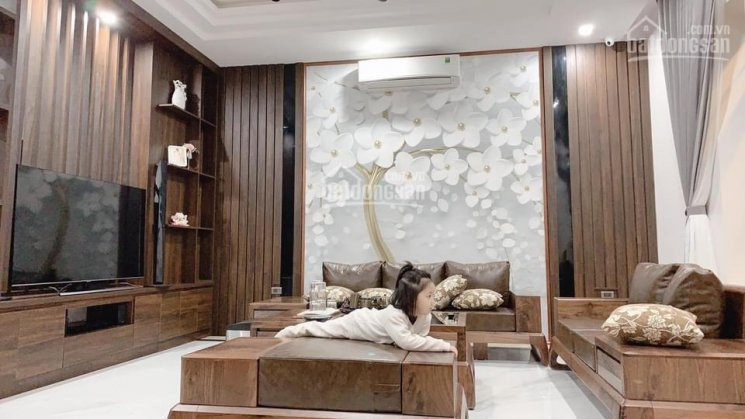 Chính Chủ Bán Nhanh Gấp Nhà Nguyễn Văn Cừ Lô Góc 2 Mặt Tiền, Dt 90m, Mt Trước 14m đường 8m Hướng đtt Giá Nhỉnh 11tỉ 2