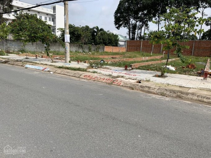 Chính Chủ Bán Nhanh Lô 104m2 Mặt Tiền đường Số 1 Nguyễn Duy Trinh Phú Hữu Q9 Giá 4,5tỷ 0978,188,274 2