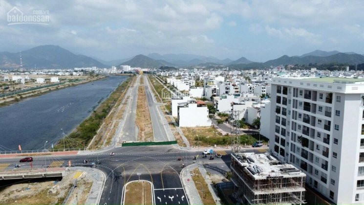 Chính Chủ Bán Nhanh Lô đất 100m2 3 Mặt Tiền đường Lớn Trung Tâm Nha Trang Giá 3,5 Tỷ 1