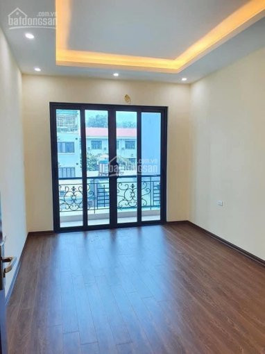 Chính Chủ Bán Nhanh Nhà Xa La Có Sân Riêng để Xe42m2 Giá Khai Xuân Chỉ 2,75 Tỷ Dt: 41,7m2 , đông Tứ Trạch 3