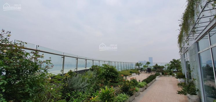 Chính Chủ Bán Nhanh Siêu Phẩm Penthouse Watermark Dt 300m2 - View Hồ Tây - Giá 2x Tỷ 5