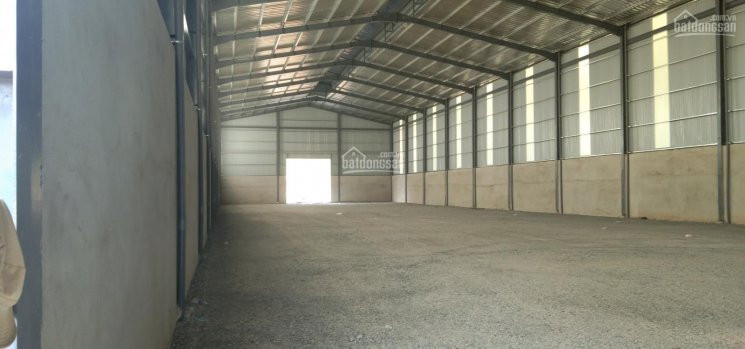 Chính Chủ Cho Thuê Nhanh Nhà Xưởng Diện Tích 2000m2, Khu Vực Tân Uyên 1