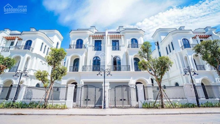 Chính Chủ Cho Thuê Nhanh Shophouse 4 Tầng Ngay Cạnh Biển Hồ Nhân Tạo Vinhomes Ocean Park 1