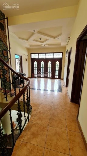 Chính Chủ Gửi Bán Villa Góc 2mt đường 64, P Thảo điền, Q2, 363m2, Sân Vườn, Khu Vực Dân Trí Cao 6