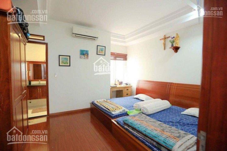 Gia đình Cần Bán Gấp Nhà Dường Thành Thái, Quận 10 (4x15) 3 Lầu Giá 10 Tỷ Hơn 2