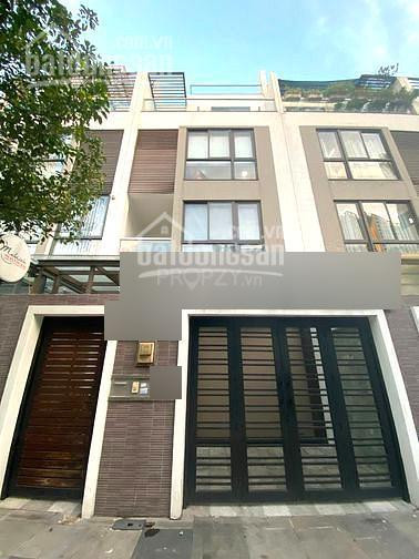 Nguyên Căn Villa Khu Hà đô P 12 Q10, 5,5x15m, 1 Trệt 3l 1