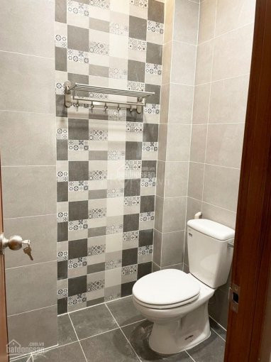 Nhà Mới Hẻm Lê đại Hành 1 Trệt 2 Lầu Sân Thượng, 6pn 6wc, Diện Tích 285m2, Giá 26 Triệu/tháng 5