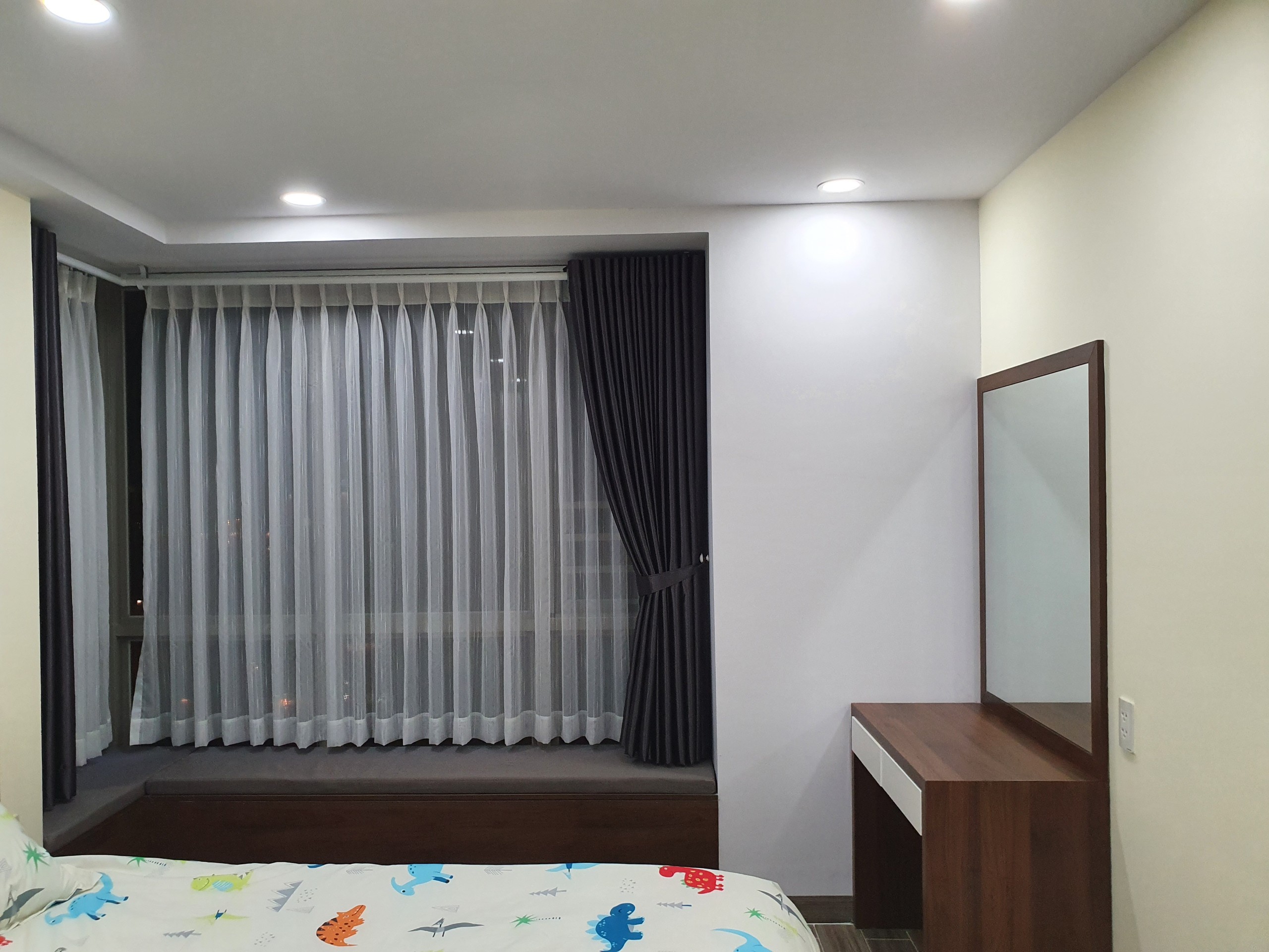 Cho thuê Hưng Phúc 3PN-2WC 98 m2, lầu cao view biệt thự, full nt, có ô xe giá thuê 22 triệu LH 0936966792 13