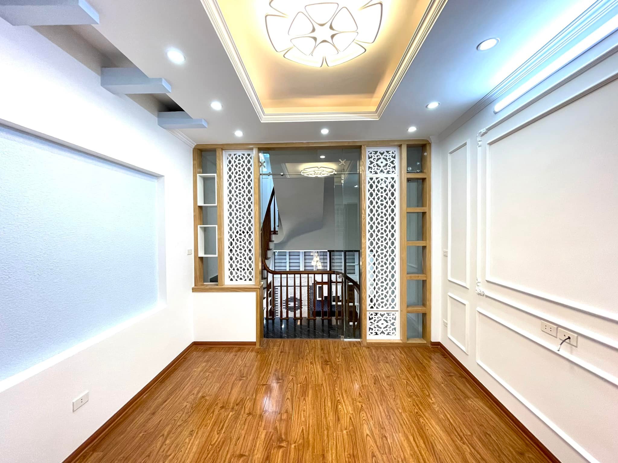 Cần bán Nhà ở, nhà cấp 4, nhà hẻm đường Quan Nhân, Phường Nhân Chính, Diện tích 40m², Giá 5.6 Tỷ 2