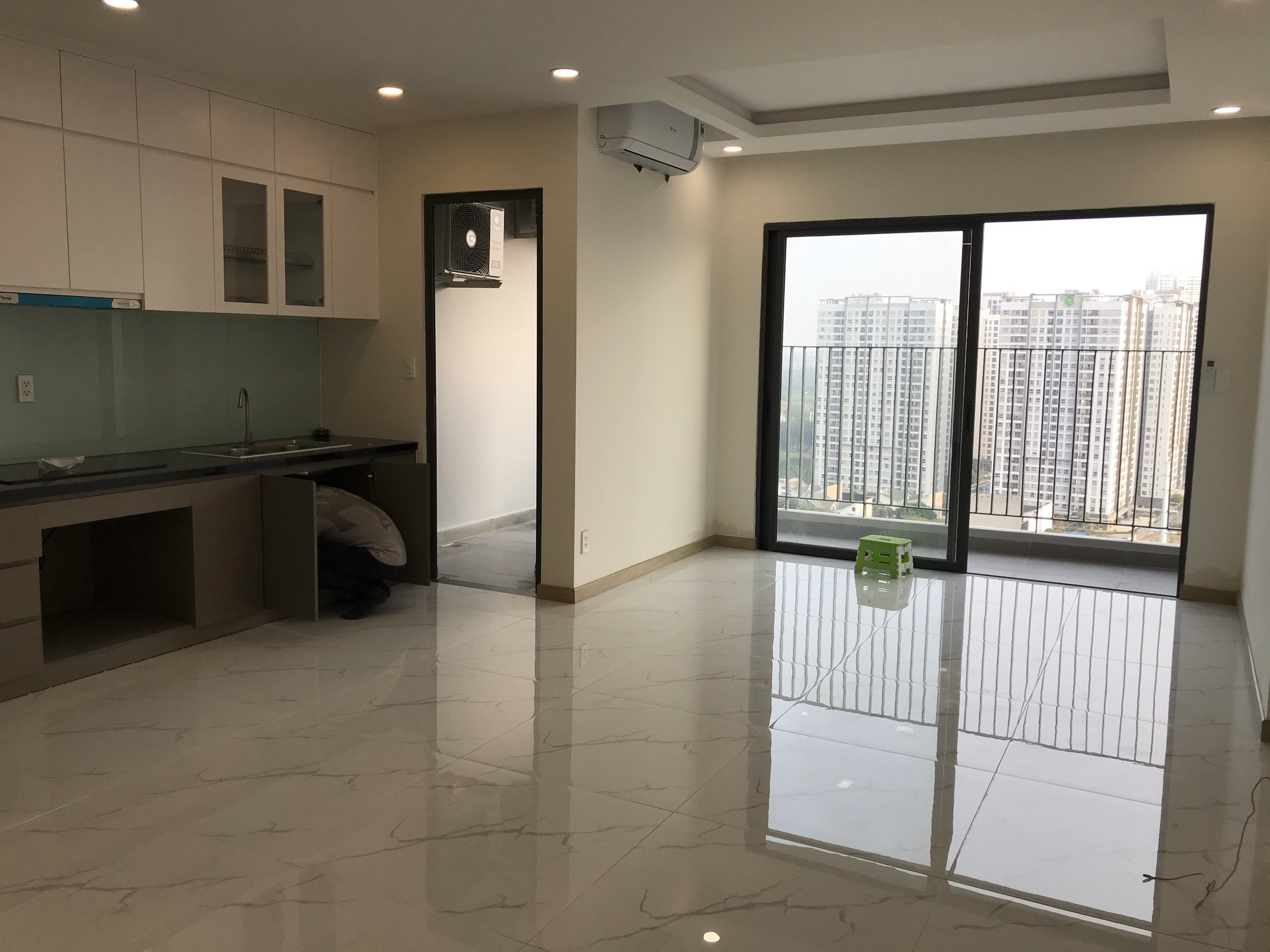 Bán căn hộ mới nhận nhà 39m2 giá 2tỷ dự án Lavida Plus Q7, MT Nguyễn Văn Linh đối diện SC VIVO City