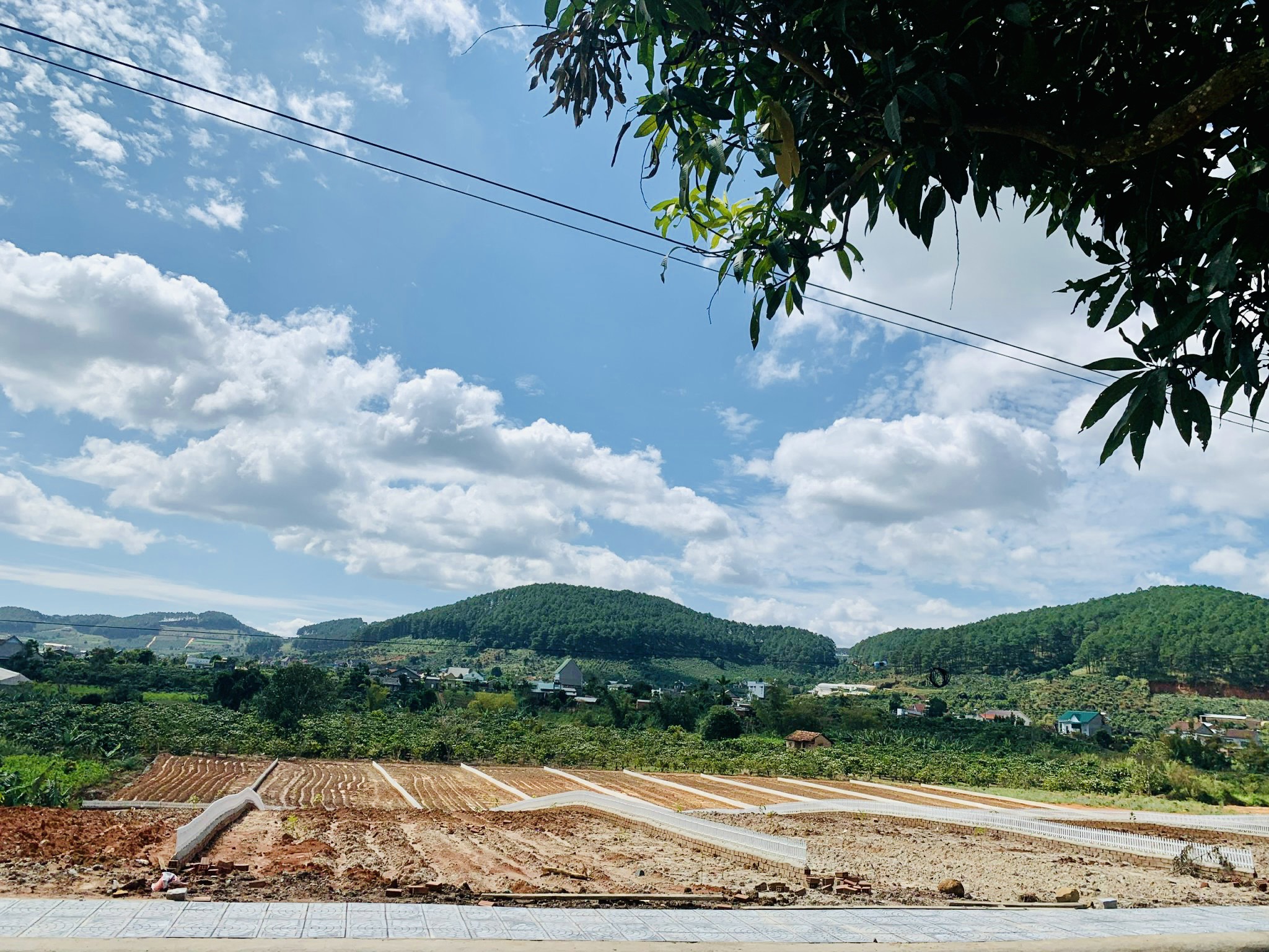 Cần bán Đất Xã Mê Linh, Lâm Hà view siêu đẹp trực diện Chuồn Chuồn Bistro 2