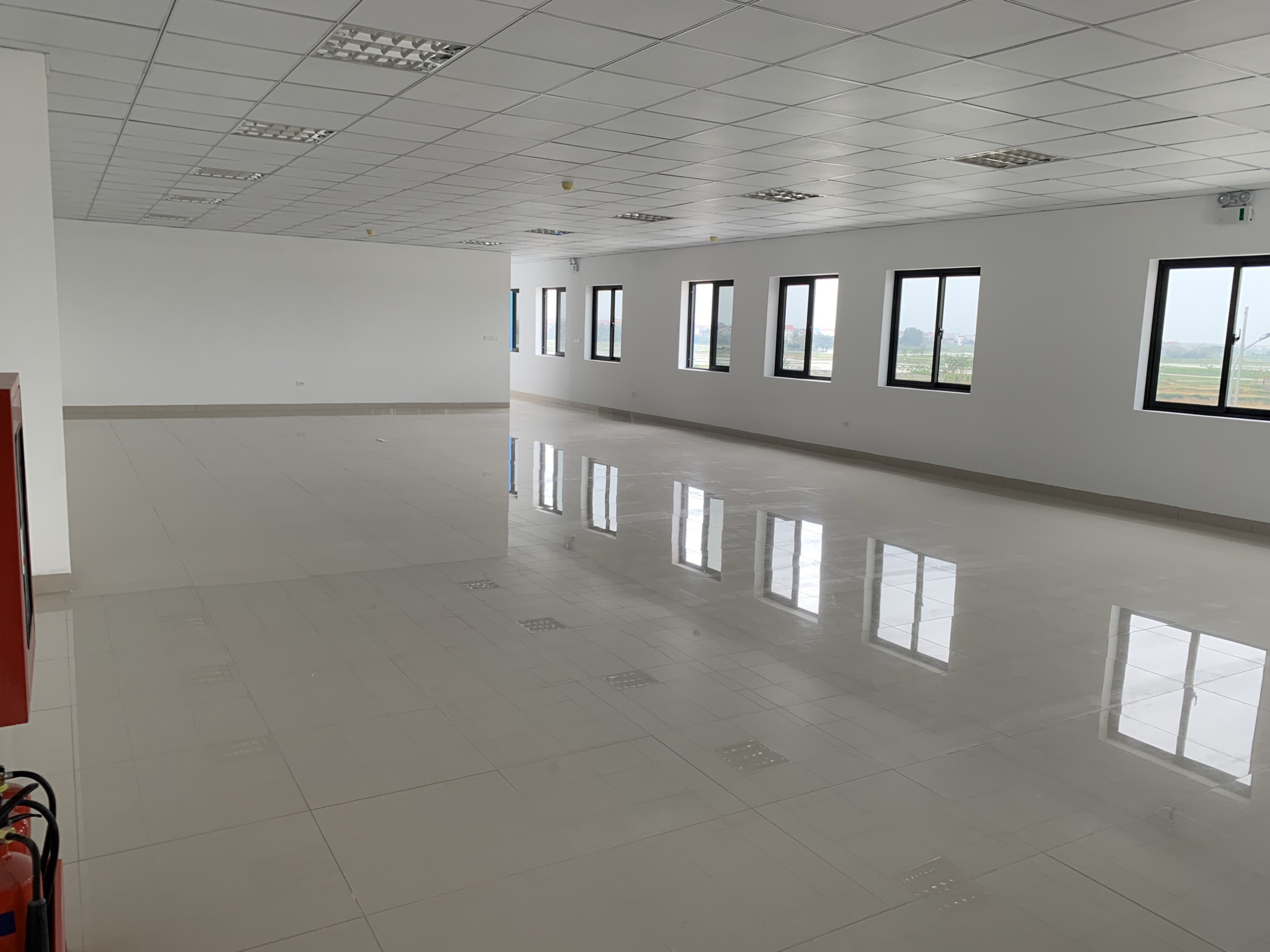 Cho thuê nhà xưởng tại Bắc Giang, đủ điều kiện EPE, xưởng mới giá chỉ 3.5$/m2 . LH 0988 457 392 3