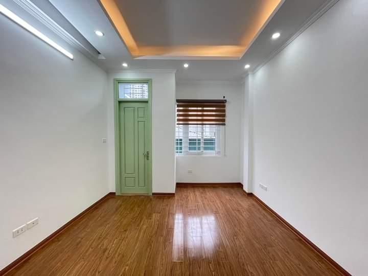 Cần bán Nhà mặt tiền đường Quan Nhân, Phường Thượng Đình, Diện tích 40m², Giá 5.6 Tỷ - LH: 0963685933 4