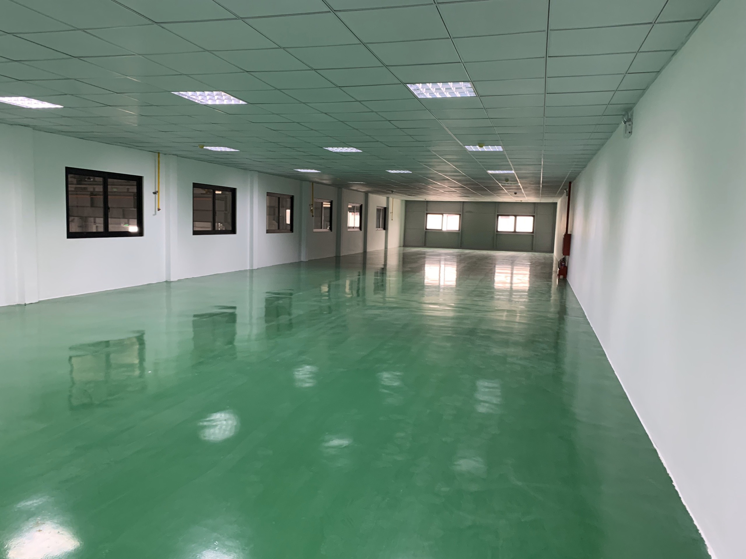 Cho thuê nhà xưởng tại Bắc Giang, đủ điều kiện EPE, xưởng mới giá chỉ 3.5$/m2 . LH 0988 457 392 2