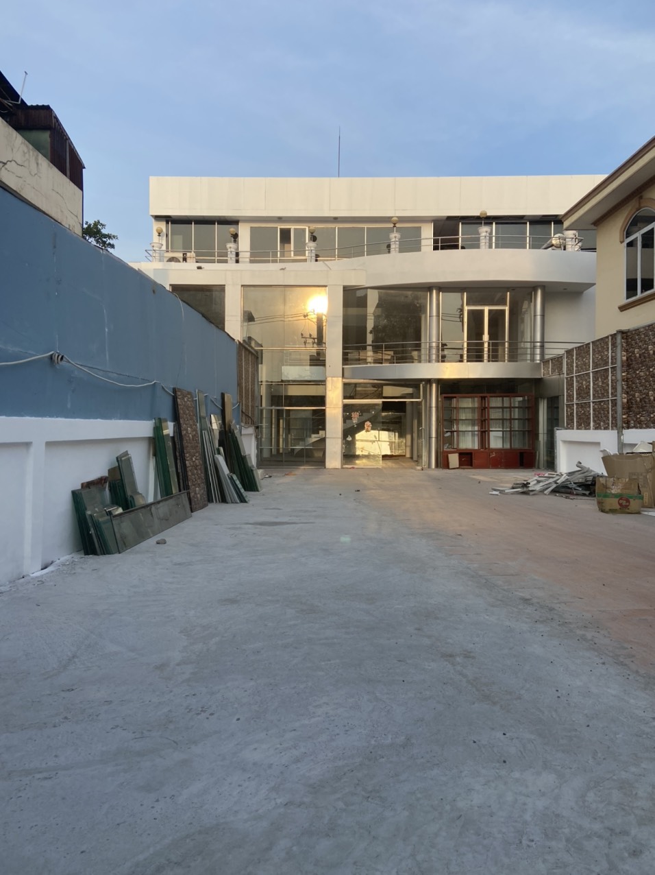 Cho thuê Nhà mặt tiền Thủ Đức, Hồ Chí Minh, Diện tích 1600m², Giá 280 Triệu/tháng - LH: 0903094446