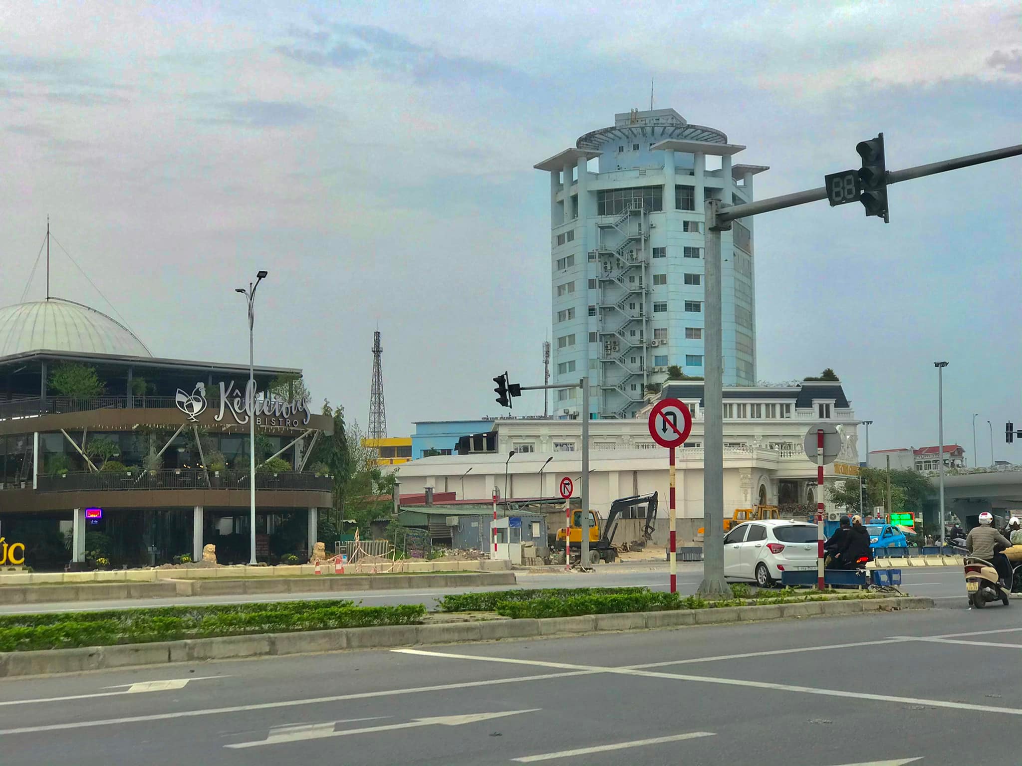 Cần bán Đất đường Nguyễn Hữu Cầu, Phường Ngọc Hải, Diện tích 162m², Giá 33 Triệu/m² - LH: 0983344266