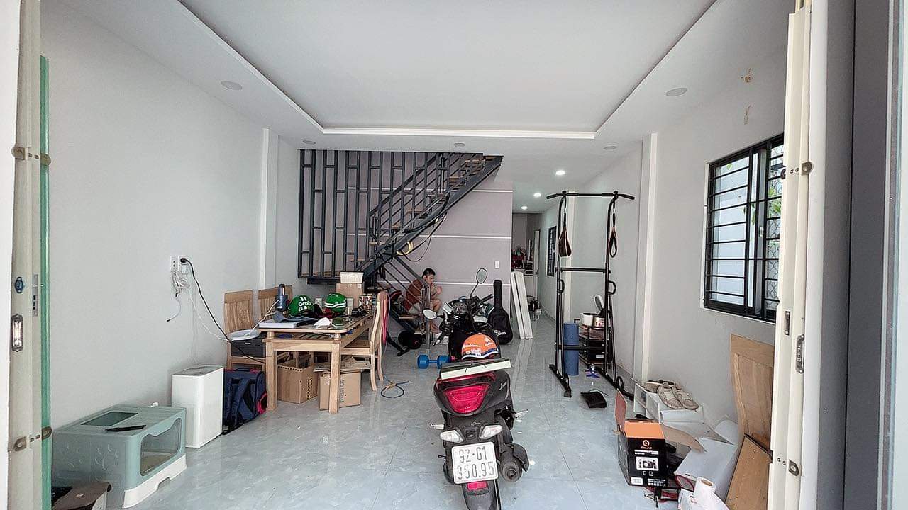 Cần bán Nhà ở, nhà cấp 4, nhà hẻm đường Âu Cơ, Phường 10, Diện tích 65m², Giá 7.2 Tỷ - LH: 0383463580 3