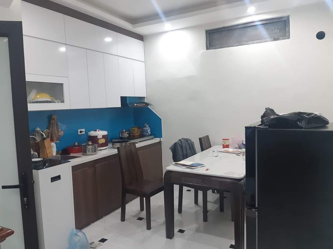 BÁN NHÀ NGUYỄN VĂN CỪ,3 BƯỚC RA Ô TÔ - Ở NGAY - VIEW THOÁNG,40M2,GIÁ 3,6 TỶ.