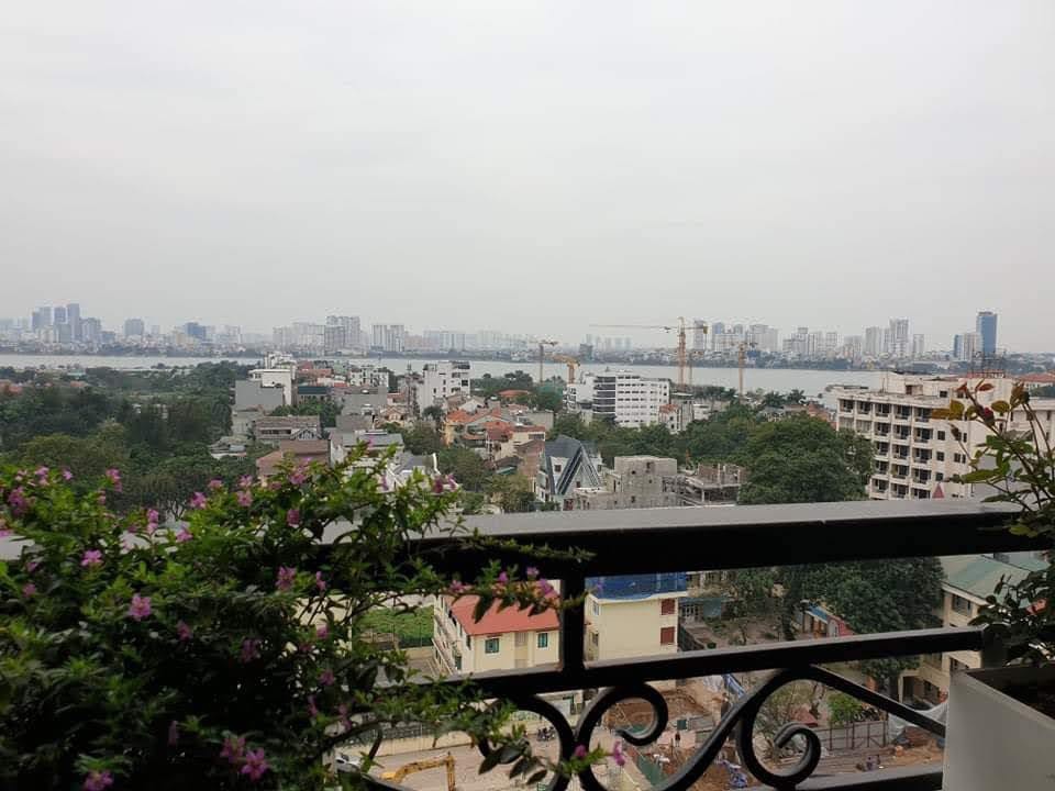 Cần bán Căn hộ chung cư đường Xuân Diệu, Phường Quảng An, Diện tích 146m², Giá Thương lượng 8