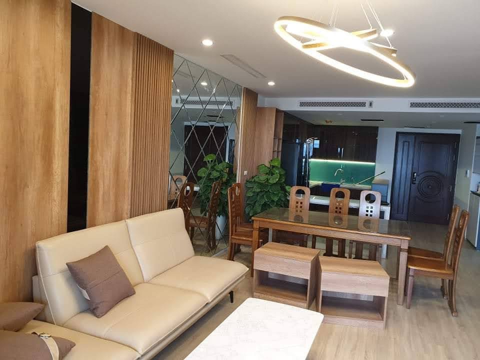 Cần bán Căn hộ chung cư đường Xuân Diệu, Phường Quảng An, Diện tích 146m², Giá Thương lượng 2
