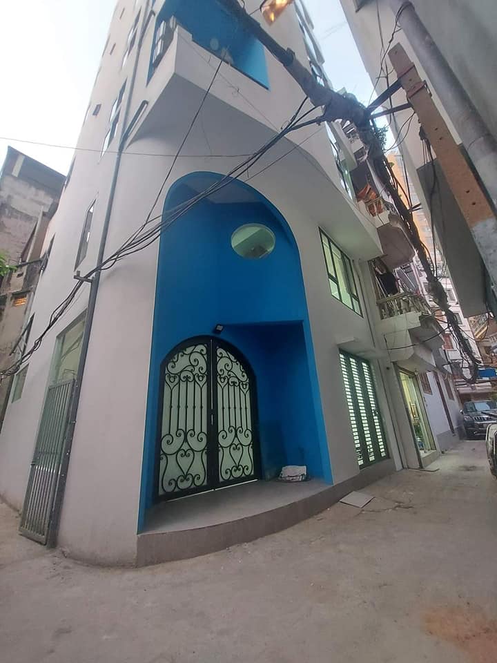 Bán Tòa Nhà Căn Hộ Cao Cấp, homestay,Dưới 6tỷ Cầu GiấyHồ Tùng Mậu 56m 9p,45tr/tháng 5