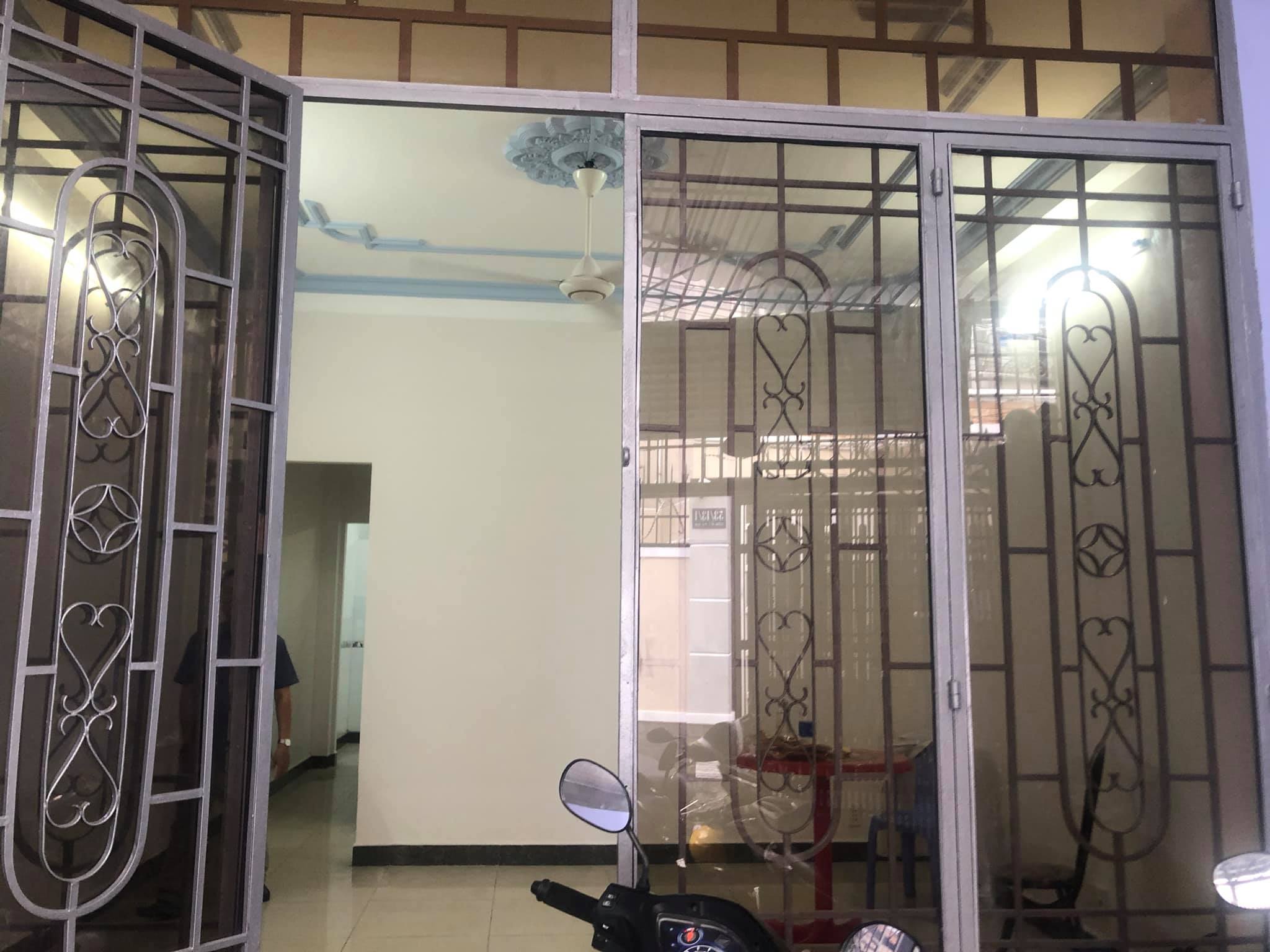 Bán Nhà Phố Trung Tâm Quận Gò Vấp DT: 70m2 LH: 0932155399 2