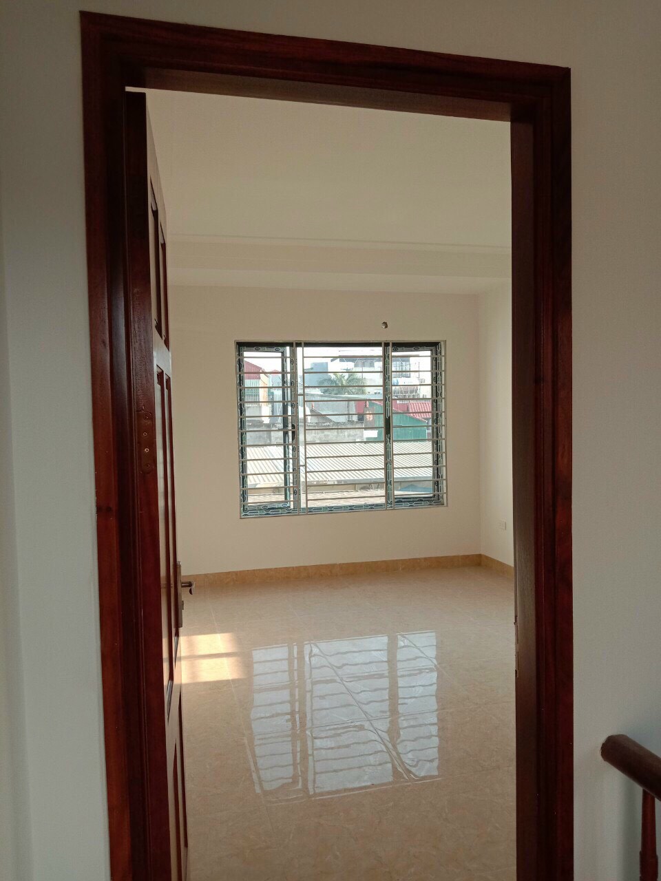 Bán  Nhà 5 tầng Xuân Phương,44m, full Nội thất, oto đỗ cách 50m, giá siêu rẻ Lh 0941911333