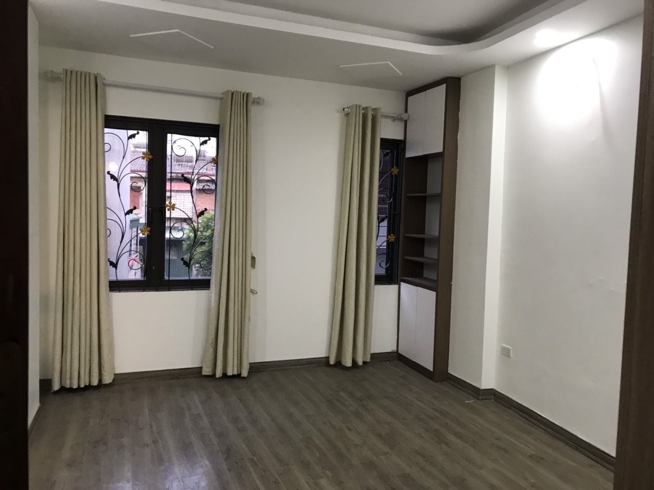 Bán nhà Mậu Lương, ngõ rộng nông, 4 tầng 32m2 4PN giá chỉ 2,7 tỷ. Lh 0379283456 6