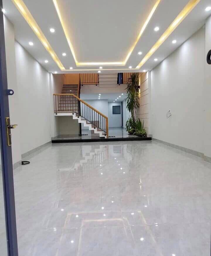 Bán nhà HXH 1 xẹt Lê Hồng Phong, Quận 10, 3 tầng, giá rẻ 2