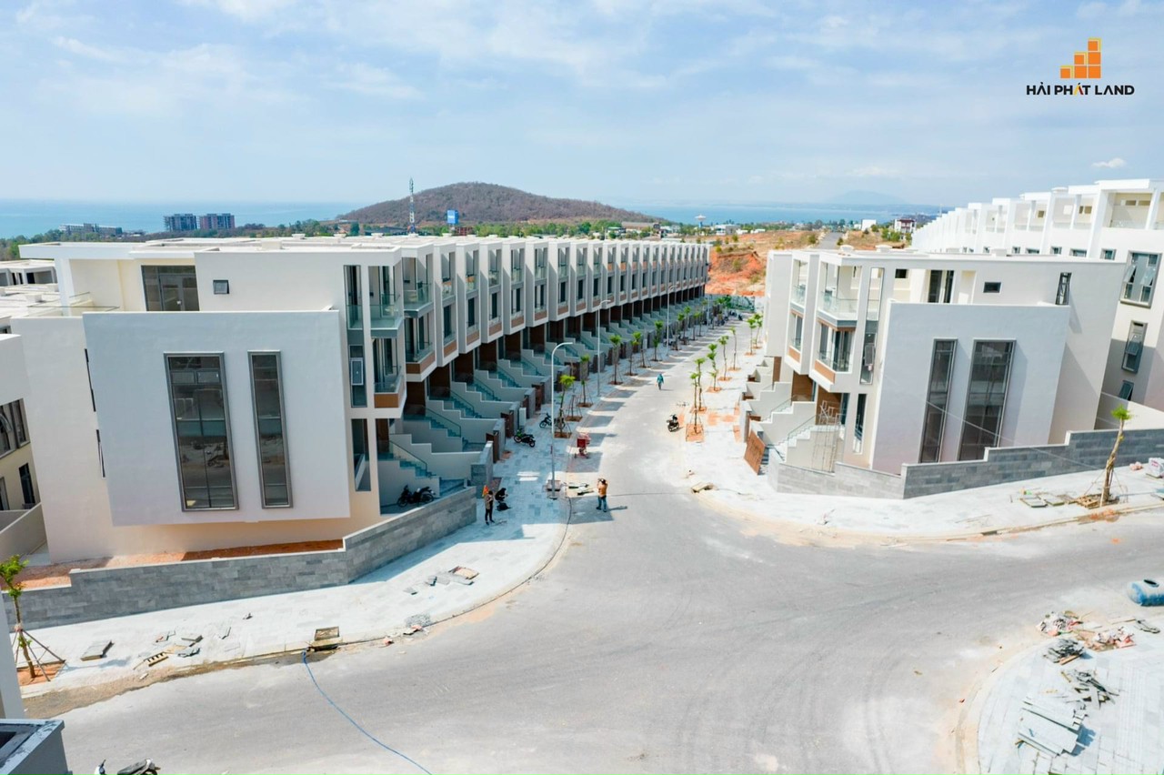 Cần bán Nhà mặt tiền dự án Mũi Né Summer Land Resort, Diện tích 180m², Giá 6.5 Tỷ