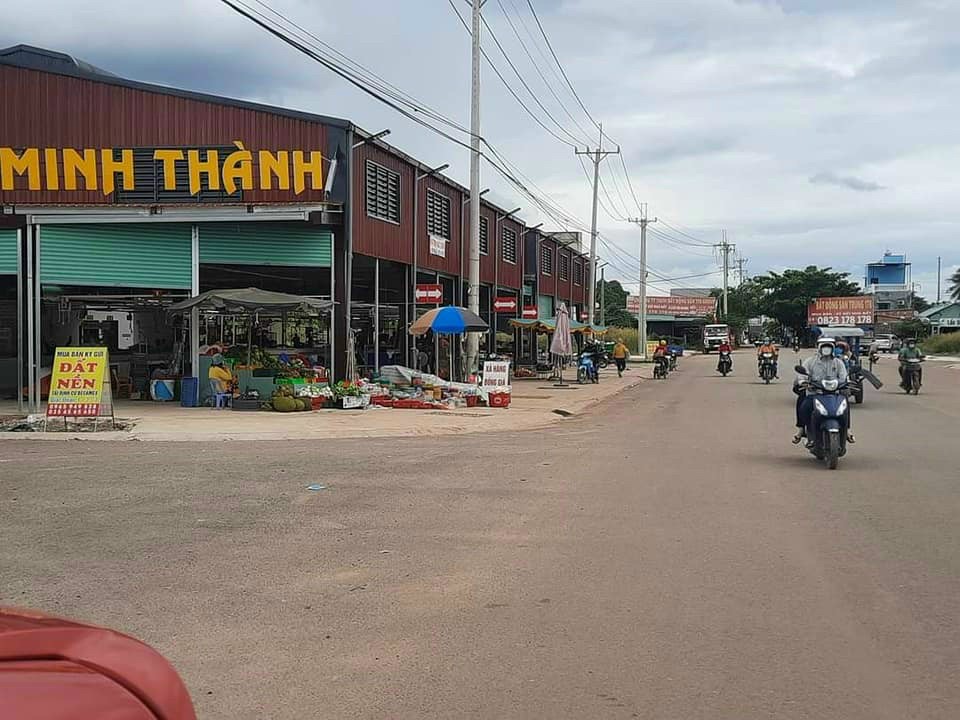 Lô đất cách chợ Minh Thành chỉ 20m ,kinh doanh được ngay, Becamex Chơn Thành Bình Phước GĐ 2 11